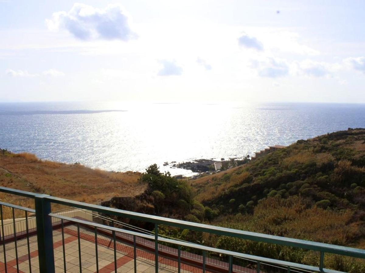 2 Bedrooms Appartement At Canico 200 M Away From The Beach With Sea View Furnished Balcony And Wifi מראה חיצוני תמונה